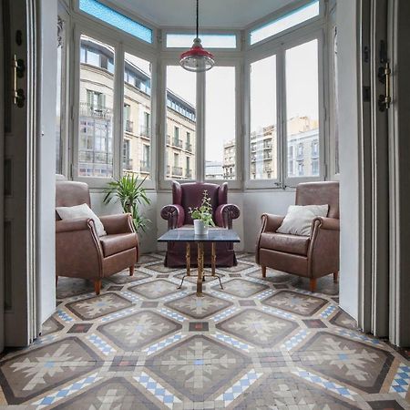B21-Apartamento Modernista Para Grupos Barcelona Ngoại thất bức ảnh