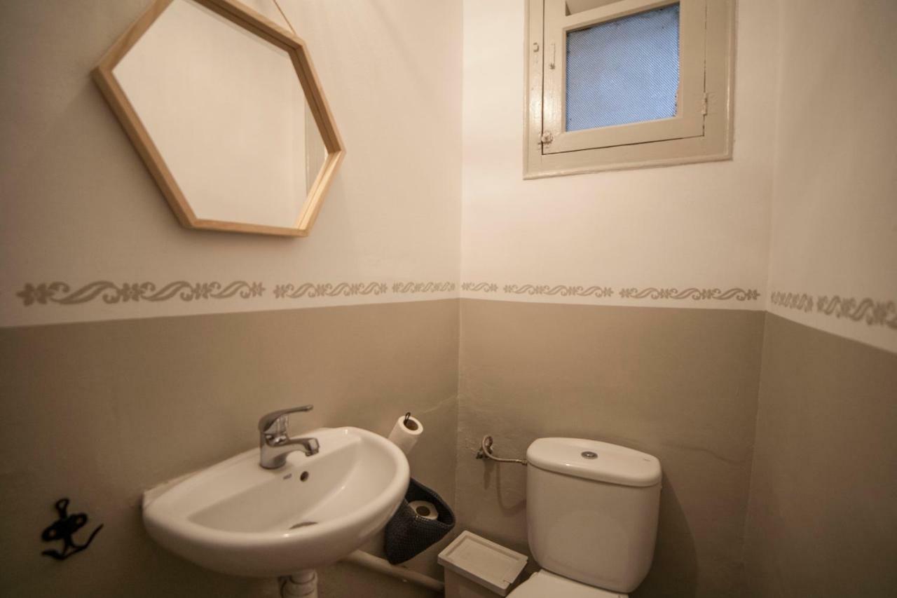 B21-Apartamento Modernista Para Grupos Barcelona Ngoại thất bức ảnh