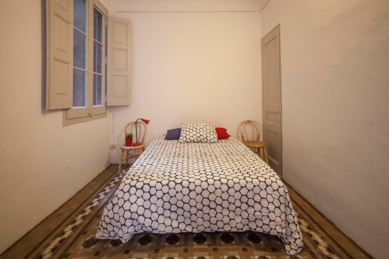 B21-Apartamento Modernista Para Grupos Barcelona Ngoại thất bức ảnh