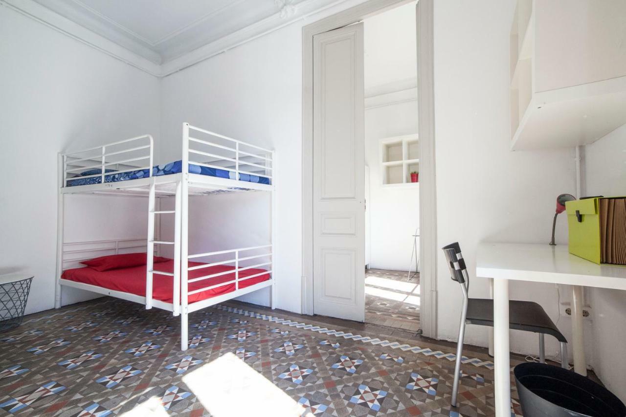 B21-Apartamento Modernista Para Grupos Barcelona Ngoại thất bức ảnh